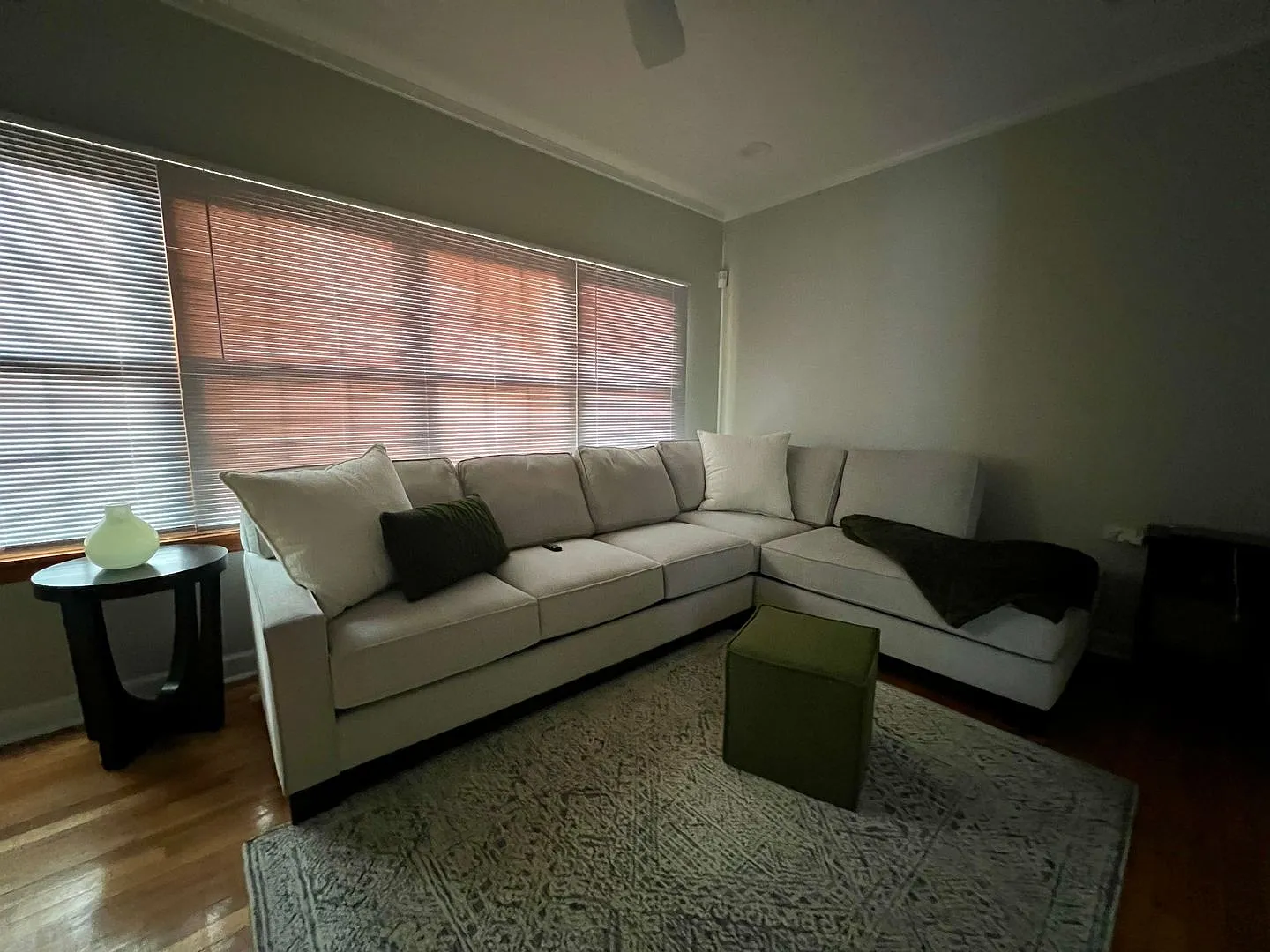 Mint 4 Bedroom/2.5 Bath Colonial Home in Valley Stream! — Photo 3