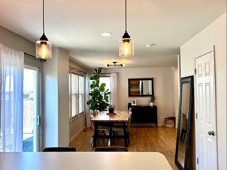 4131 W Kenyon Ave — Photo 14