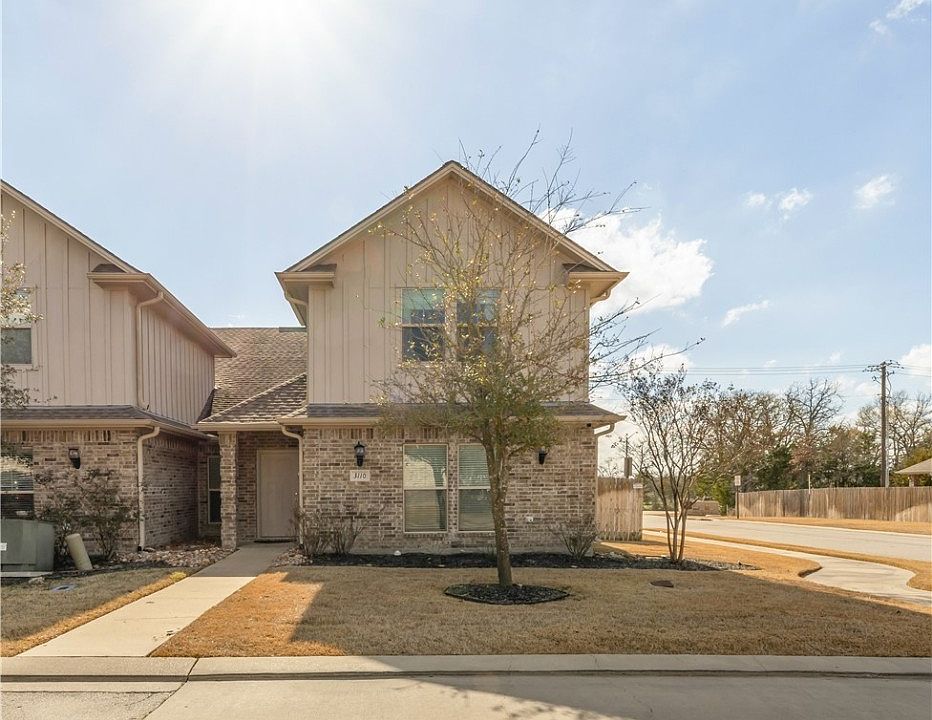 1st image of 3110 Claremont Dr