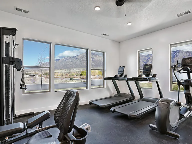 Patriot Pointe — Photo 38