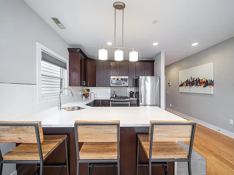 29 Ravine Ave #2 — Photo 6