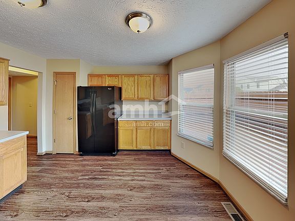 4th image of 6774 Laburnum Dr