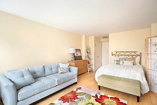 Sold by Town Residential | media 2
