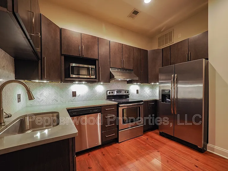 149 S Daniel Morgan Ave #2B — Photo 9
