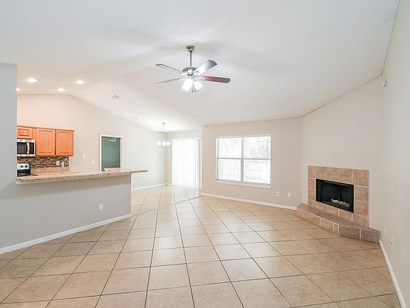 4th image of 1234 Summerfield Ct