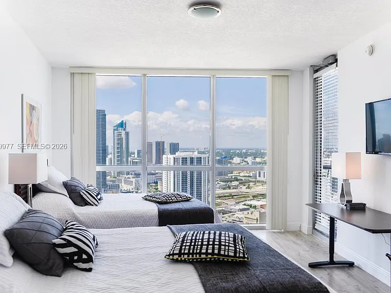 1750 N Bayshore Dr #4814 — Photo 10