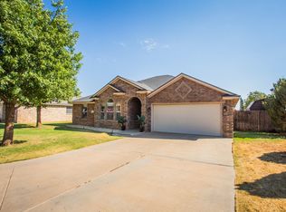 401 McMillen Ave, Wolfforth, TX 79382