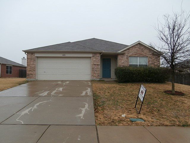 1st image of 1600 Lakeside Dr
