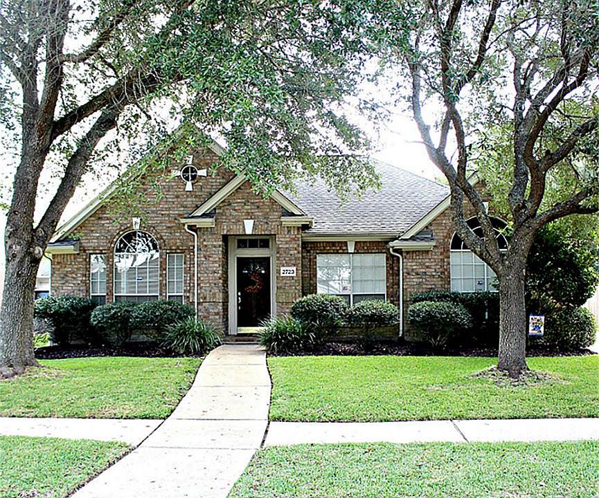 1st image of 2723 W Oaks Blvd