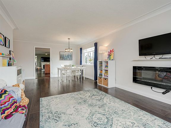 3rd image of 1276 Alan Rd