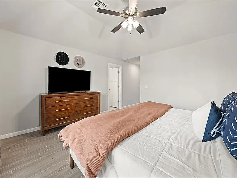 12821 NW 141st St — Photo 16
