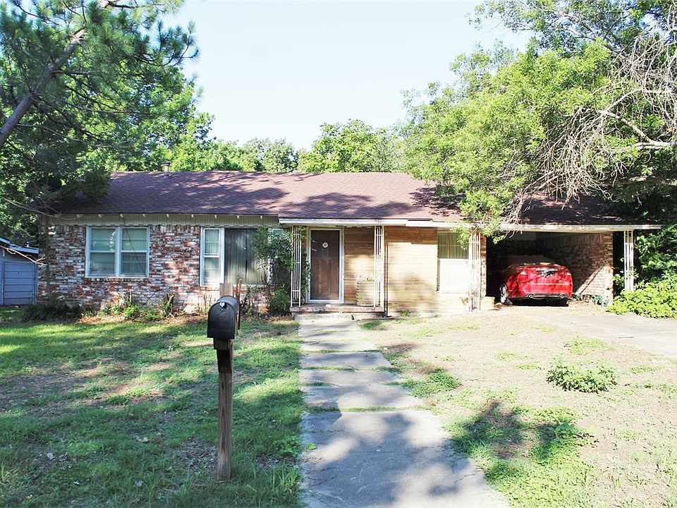 1st image of 110 Greenview Dr