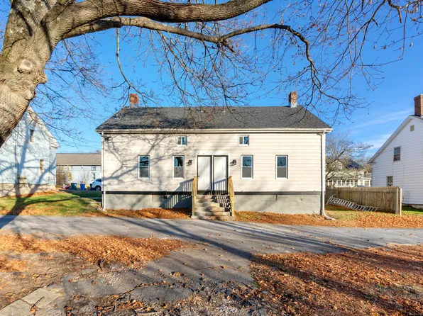 35-37 North Chestnut Street, Plainfield, CT 06374