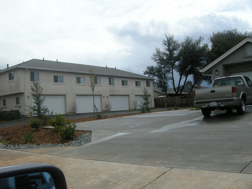 2nd image of 1291 Mighty Oak Ln APT A