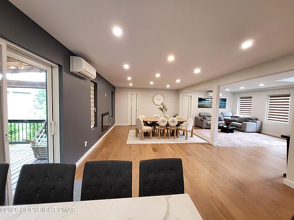 5th image of 2226 Bedford Ct