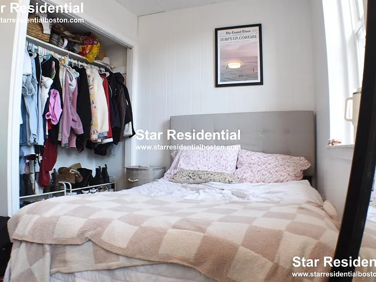 158 Salem St #7 — Photo 11