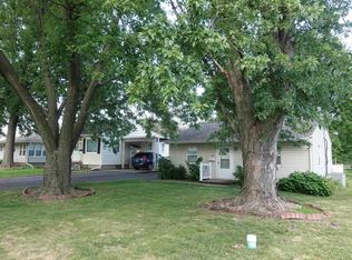 1395 Clark St, Galesburg, IL 61401