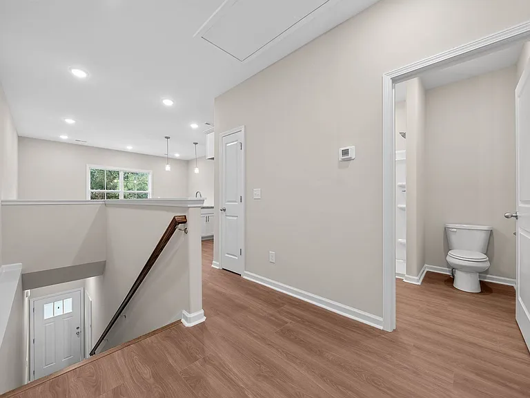329 Cedar Ct — Photo 17