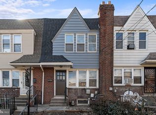 7050 Ruskin Ln, Upper Darby, PA 19082