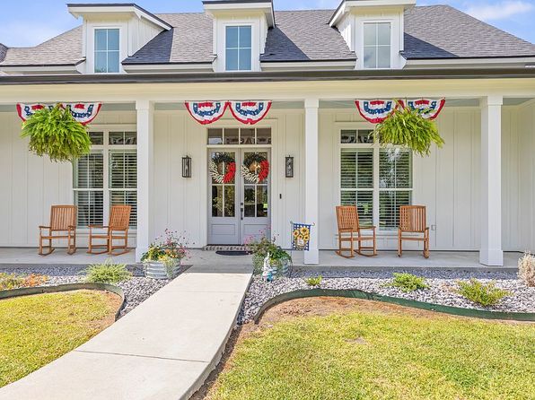 4011 Sea Breeze Pvt Dr