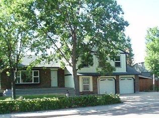 675 Georgetown Ln, Colorado Springs, CO 80919