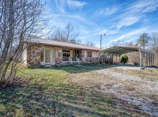 2726 Ryan Rd, Crossville, TN 38571