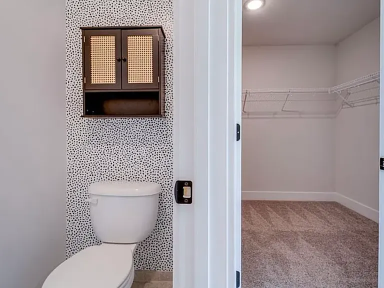 7 Limox Ln — Photo 22