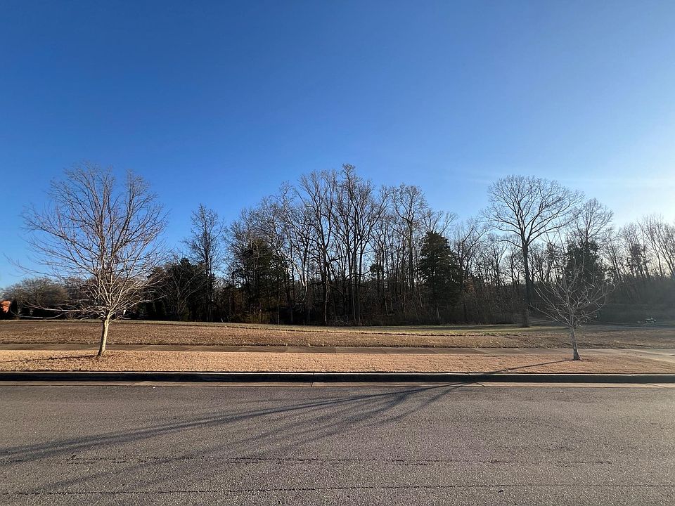 1st image of 109 Willowbrook Dr