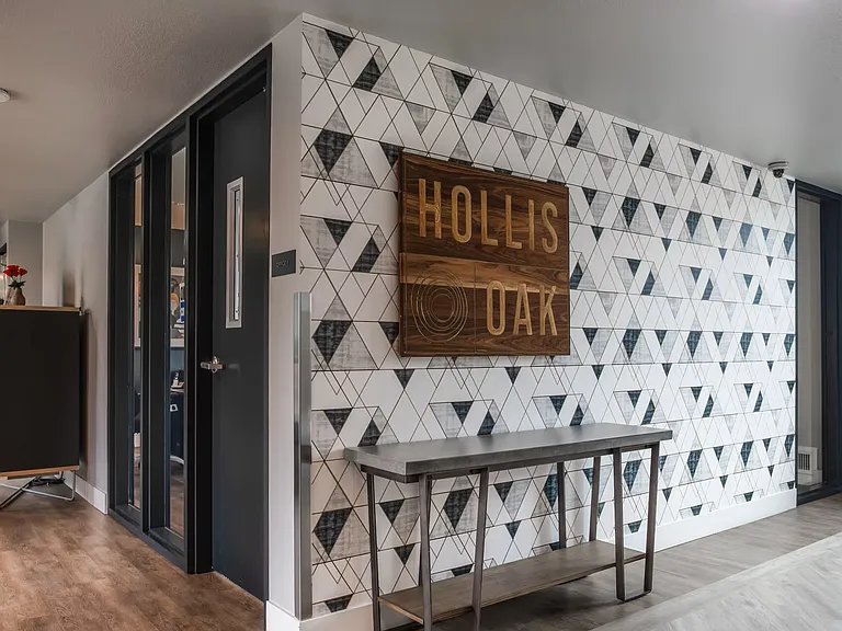 Hollis Oak — Photo 17