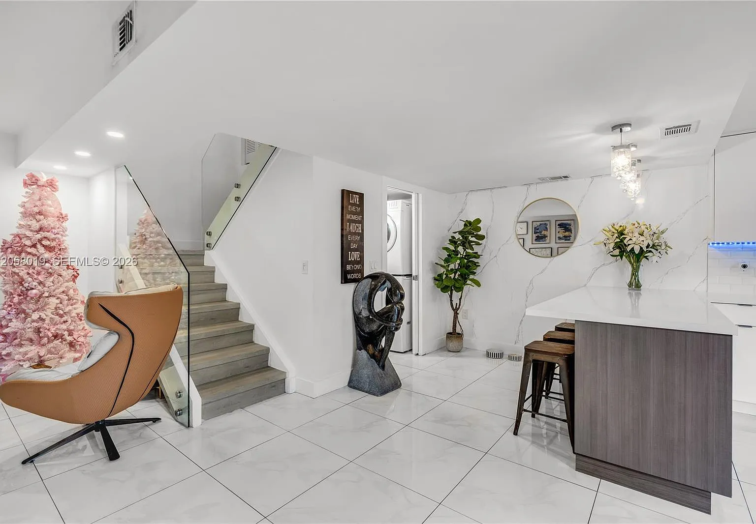 Golden Homes Sub — Photo 3
