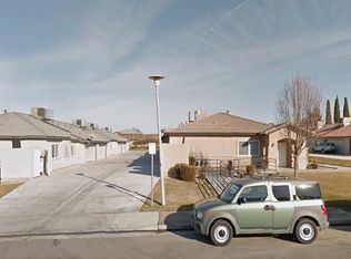 706 Orchid Dr, Bakersfield, CA 93308