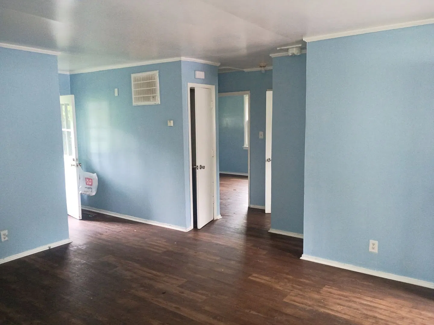 1208 Ferndale Ln. — Photo 3