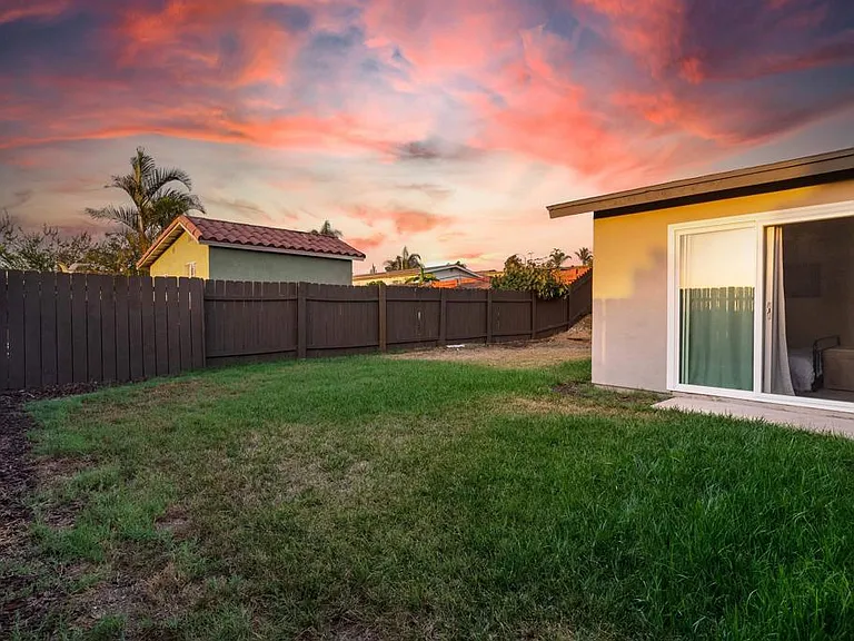 3822 Enero Ct — Photo 32