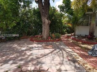 12561 SW 6th Ct, Davie, FL 33325