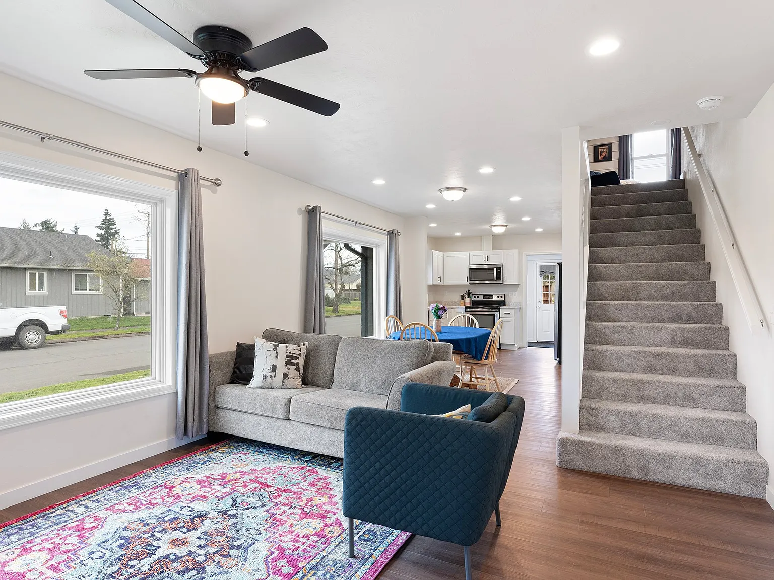 3 bed, $2,900 — Photo 2