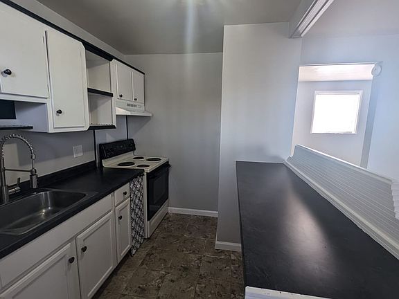 4th image of 5125 W 10th St APT 19