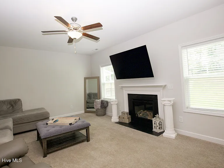 88 Kensington Dr — Photo 22