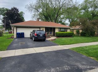 6872 W 116th St, Worth, IL