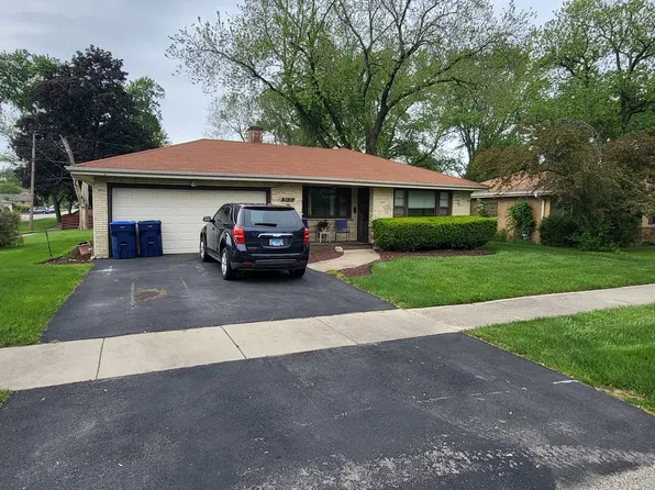 6872 W 116th St, Worth, IL 60482