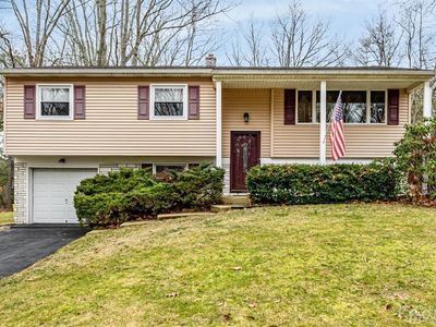 61 Magnolia Dr, Jackson, NJ, 08527