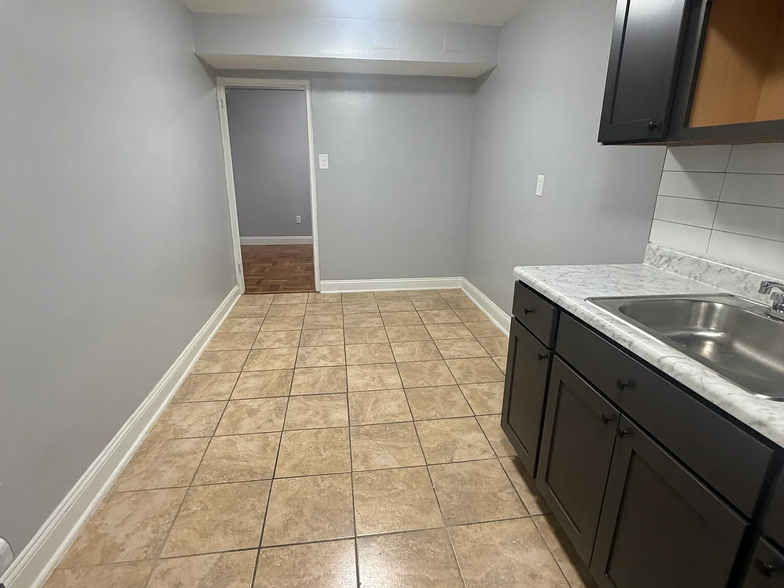 2 bed, 1.5 bath, 900 sqft, $1,865 — Photo 3