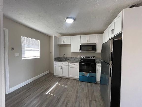 5th image of 1205 Avenue K #1203-B