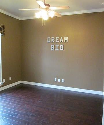 5th image of 5713 Braewood Ln