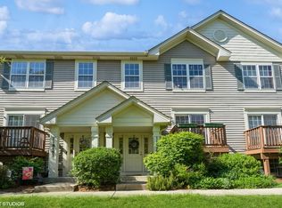 11S491 Rachael Ct, Willowbrook, IL 60527