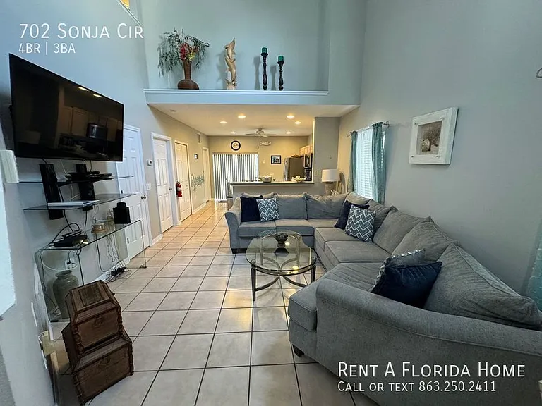 702 Sonja Cir — Photo 5