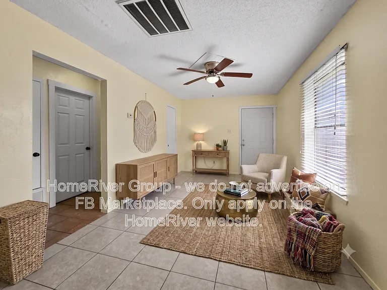 1306 Meriweather Ave — Photo 2