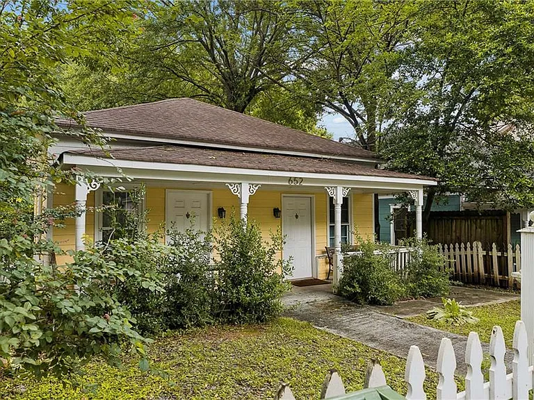 652 Bryan St SE #A — Photo 26