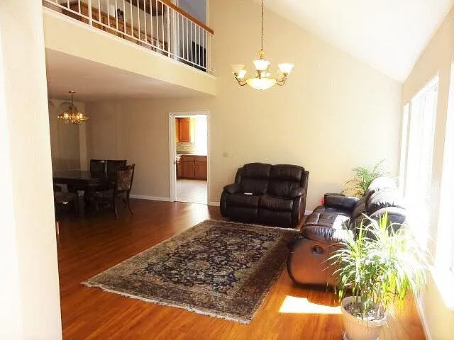 34540 Willbridge Terrace — Photo 2