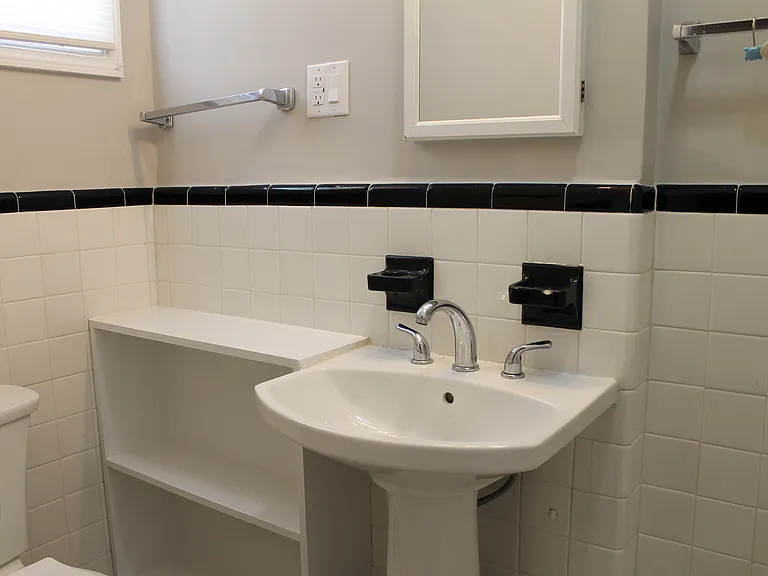 88A W Hanover Ave #A — Photo 13