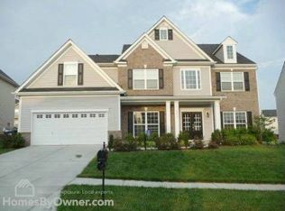 10613 Greenhead View Rd, Charlotte, NC 28262